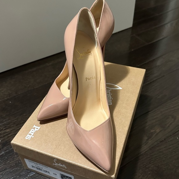 **SOLD** Christian Louboutin Corneille 100 - Picture 1 of 3